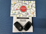 キーを取り出さずにドアを施錠&解錠。クルマの始動も可能です。