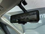 スマートルームミラー装備なので後席の荷物が高くても後方視界はカメラで確認できます。