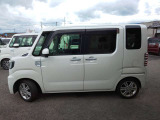 登録から15年以内又は走行15万km内のお車には1年間、距離無制限のACE保証を(無料)お付けします。保障内容を充実したい方、長期保証をお考えの方には購入車両に最適な保障(有償)をご提案させていただきます。