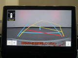 バックモニターで、後方を確認しながら安心して駐車することができます。運転初心者も熟練者も必須の機能ですよ!