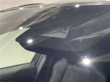 【衝突被害軽減ブレーキ】前方の車両や横断する歩行者などを検知した時、衝突回避や被害軽減をサポートします。