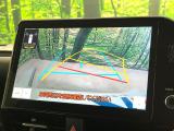 【バックカメラ】駐車時に後方がリアルタイム映像で確認できます。大型商業施設や立体駐車場での駐車時や、夜間のバック時に大活躍!運転スキルに関わらず、今や必須となった装備のひとつです!