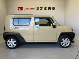 車両右側面からの写真になり。車をご覧になりたい時はお気軽に最寄りの店舗へご相談下さい。