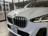 【展示場について】九州エリア最大級の展示場常時30台以上のBMWを展示しております。入庫する予定車両やNET掲載が間に合っていない車両も御座いますので是非一度お問い合わせ下さい。