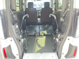 車椅子でそのまま乗り込むことが可能となっています。