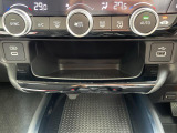 店舗にて現車の確認もいただけますので、お電話で在庫のご確認の上是非ご来店くださいませ。