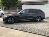 正規ディーラーのBMW専門メカニックが360&deg;納車前点検を徹底的にチェックいたします。点検整備料は車両価格に含まれ、法令12カ月点検が必要な場合も車両価格に含まれます。