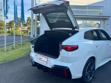 BMW Premium Selection保証では、ご購入後2年間に渡り走行距離無制限で、エンジン・ブレーキ・ミッション等のメイン部分に関しまして、万が一修理・整備が必要になりました際に部品・工賃無料にて対応いたします。