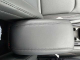 ショールームでは、認定中古車に加え、最新のニューモデルも各種取り揃えております。見学や試乗はもちろん、専門スタッフによるアドバイスなど、様々なサービスを通して、「ジープのある生活」をご体感いただけます