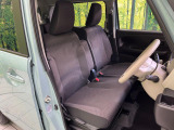 運転席シート廻りは使用感も少なく、良好な状態となっています。丁寧に使われていたことがよくわかりますね。