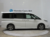 全長476cm、幅169cm、高さ184cmのお車になります。