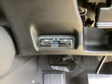 ビルトインタイプの【ETC】で見た目もスッキリ。高速道路の利用にとても便利です。
