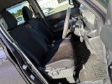 運転席シート廻りは使用感も少なく、良好な状態となっています。前オーナー様が丁寧に使っていたことがよくわかりますね。