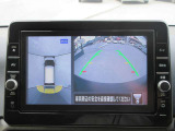 【全周囲カメラ】上が丸見え!! 駐車時に周りの様子が見えます。駐車時も安心ですよ!!