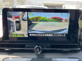 アラウンドビューモニター装備です 上から見たイメージで駐車出来ます