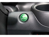 ECONボタンで低燃費モードに☆☆☆ECONスイッチを上手に使ってエコドライブ♪♪環境にもお財布にも優しい装備です☆☆☆