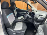 ◆全国納車可能です。納車方法及び費用につきましては、お気軽にコーディネーターまでご相談ください。遠方のご納車の際も我々がしっかりサポートさせて頂きます。お気軽にスタッフまでご相談下さい。