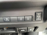 両側オートスライドドア装備!運転席やドアのスイッチ、リモコンキーでも開閉操作できるので便利ですよ!