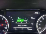 視認性に優れたメーターを採用しており、走行中でも車速や情報が分かりやすく表示されます。運転時の視線移動をむりのない範囲に抑え、快適で安心感のあるドライブをサポートします。