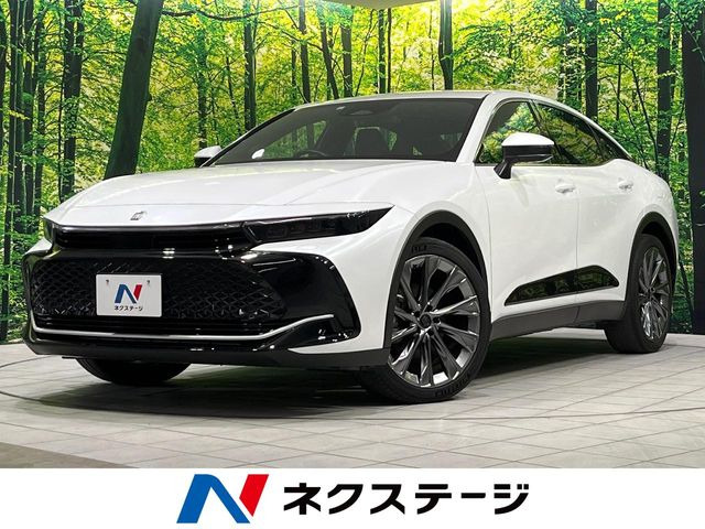 クラウンクロスオーバー 2.5 G アドバンスト レザー パッケージ E-Four 4WD