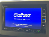 【純正ナビ】人気の純正ナビを装備しております。ナビの使いやすさはもちろん、オーディオ機能も充実!キャンプや旅行はもちろん、通勤や買い物など普段のドライブも楽しくなるはず♪