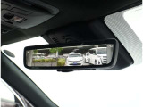 デジタルインナーミラー装備!車両後方のカメラの映像をデジタル補正で視認性を向上させてインナーミラー内に表示します♪視界を遮るものがなく、後席に同乗者がいても後方を確認しやすく安心です♪