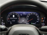 10.2インチデジタルグラフィックメーターで、速度表示やHonda SENSING作動表示などを、分かりやすく表示 見やすさを追求したメーターです。