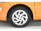 タイヤサイズ(175/65R15)です。