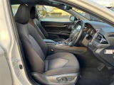 フロントシート(運転席電動シート)