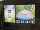 【全方位モニター用カメラ】専用のカメラにより、上から見下ろしたような視点で360度クルマの周囲を確認することができます☆死角部分も確認しやすく、狭い場所での切り返しや駐車もスムーズに行えます。