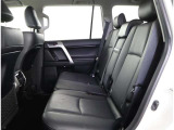 ゆとりある広々とした車内空間は、ドライブを始め買い物やレジャーなど、幅広く活躍します。一人でもみんなとでもお出かけを楽しみましょう!