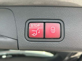 スタッフ全員が自動車保険の資格を保有しており、万が一の事故の際のサポート体制を整えております。メルセデス・ベンツ自動車保険プログラムをご用意しております。無料証券診断を行います!