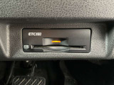 ETC2.0は、高速道路の料金支払いを自動化するシステムです。従来のETCと比べて、料金所での停車時間が短縮され、スムーズな走行が可能になります。