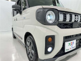 フォグランプ装着車です。暗い夜道の車両前方を明るく照らします