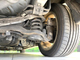 お車を安心してお乗りいただく為には、足回りの定期点検が欠かせません。サービスサポート(有償保証)では無料点検もご提供しており、安心のカーライフをお過ごしいただけるサポート体制が整っています。