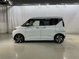 色は人気のシャイニングホワイトパールです。