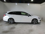 SUBARUディーラーでは皆様に安心してお車をお選びいただくため、必要な金額が分かり易い支払総額表示にてご案内しております。