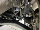 お車を安心してお乗りいただく為には、足回りの定期点検が欠かせません。サービスサポート(有償保証)では無料点検もご提供しており、安心のカーライフをお過ごしいただけるサポート体制が整っています。