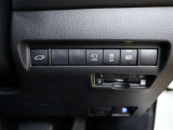 ゆとりある広々とした車内空間は、ドライブを始め買い物やレジャーなど、幅広く活躍します。一人でもみんなとでもお出かけを楽しみましょう!