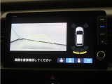 バックカメラ搭載です!車庫入れが苦手な人はもちろん、車両感覚に自信がある人にもお勧めです!見えない箇所が見えるようになるので、低い障害物や隠れてしまっている子供の存在等にも気付く事が出来ます。