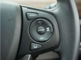 ◆アダプティブクルーズコントロール◆予め設定した車速内でクルマが自動的に加減速。前走車との適切な車間距離を維持しながら追従走行します。【LKAS】車線維持支援システムでステアリング操作を支援。