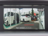 左右の見通しの良くない交差点などで安心なサイドカメラ付きです