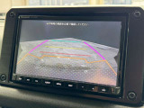 バックカメラも付いておりますので駐車の際もご安心頂けます。