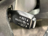 【トヨタセーフティセンス】走行中に前方の車両等を認識し、衝突しそうな時は警報とブレーキで衝突回避と被害軽減をアシスト。より安全にドライブをお楽しみいただけます。
