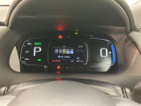 視認性の良いメ-タ-を採用しており、快適なドライブをサポ-トします♪
