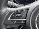 [ステアリングオーディオスイッチ]ハンドルから手を離さずに、オーディオの操作ができます♪