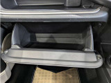 グローブボックスの収納もバッチリ