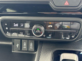 【 オートエアコン 】車内温度を感知して自動で温度調整をしてくれるのでいつでも快適な車内空間を創り上げます!