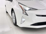 フォグランプ装着車です。暗い夜道の車両前方を明るく照らします