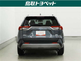 TOYOTA認定中古車とは 【1】まるごとクリーニング【2】車両検査証明書【3】ロングラン保証 この『3つの安心』をセットにした中古車のブランドになります。